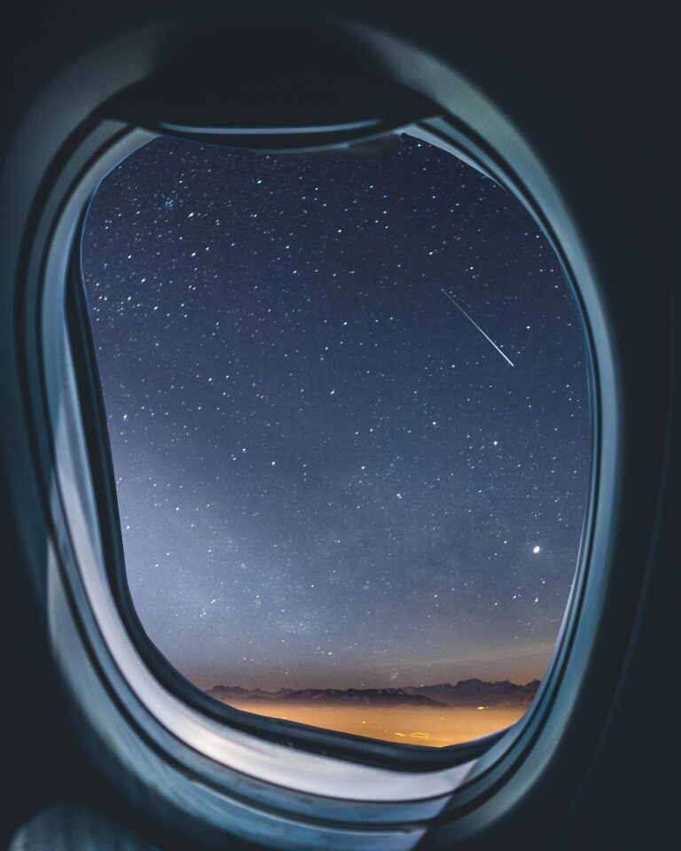 直前飛行機を利用する際の安いチケットの見つけ方は？