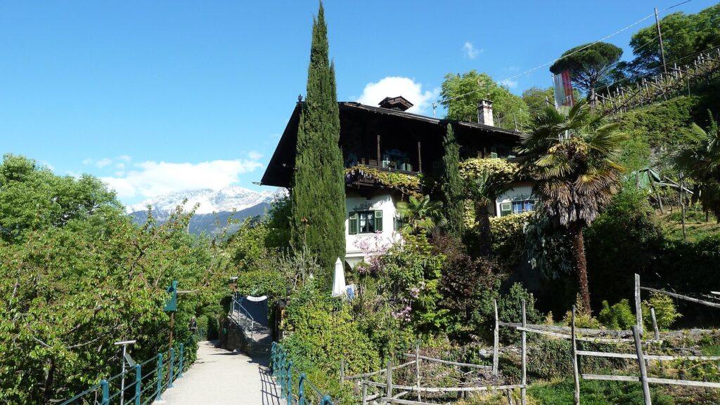 飛行機の片道ずつ買う方法についての知恵袋は？